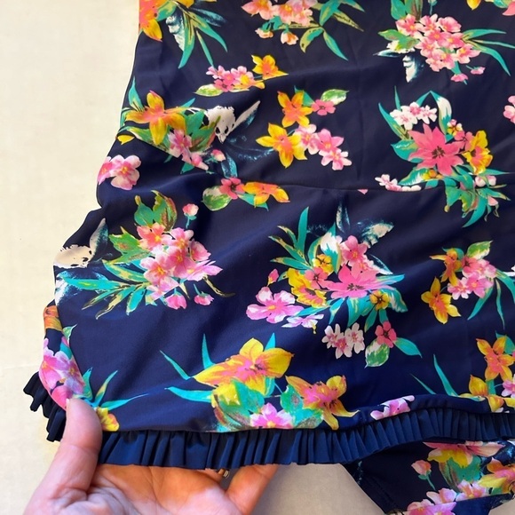 Shore Shapes one piece swim suit bathing suit floral navy  print Sz-12. W13 - Picture 8 of 10